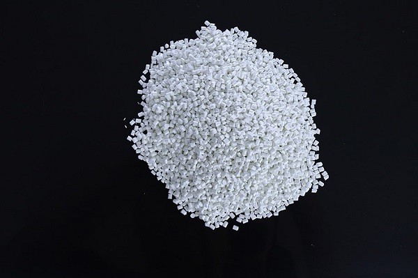 白色母粒中钛白粉有什么作用